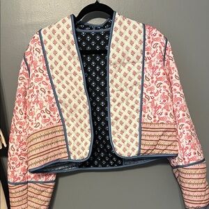 Quilted reversible Cropped Jacket- approx medium
